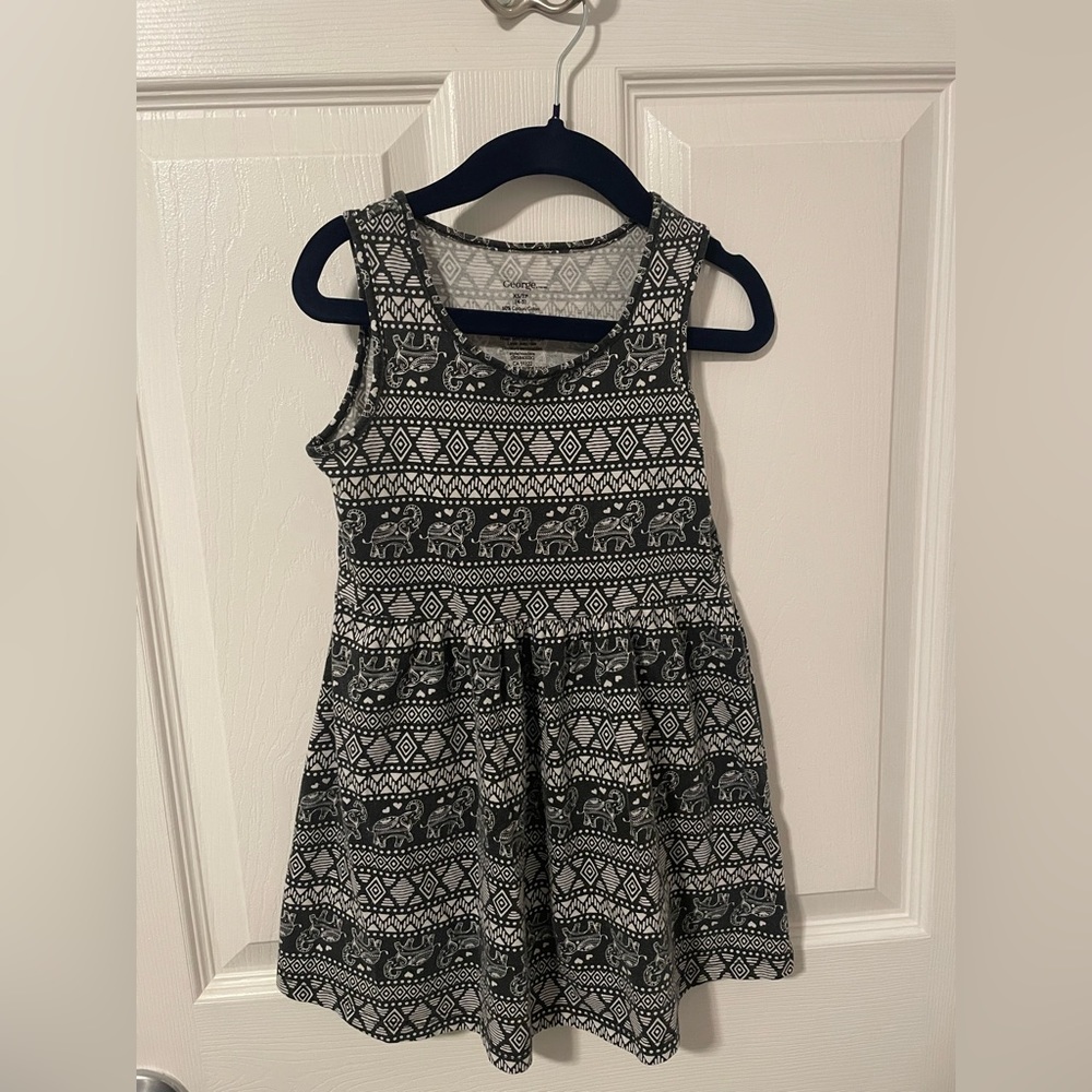 Girls Dress Size XS (4/5)